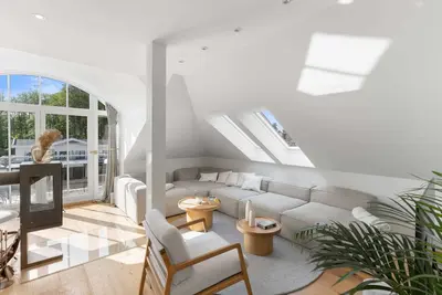 Image de Modern Penthouse: Sauna, Balcony, near Beach