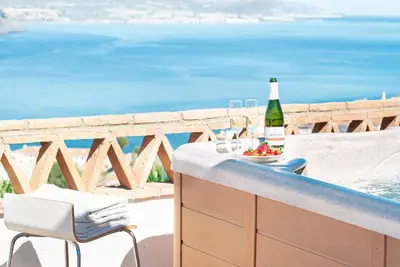 Image de Lovely villa with jacuzzi and heated pool