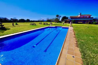 V&V Lloret-Masia Can Llebre: ferme 22 personnes + piscine