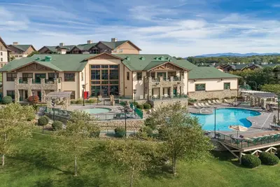 Image de 2bd/Sevierville - Smoky Mountains Resort w/pools!
