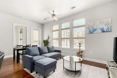 Image de The Victoria: Riverwalk Loft
