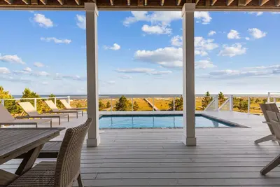 Image de Mazzaro Oceanfront Beach House