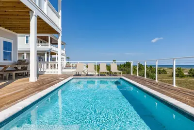 Image de Monterey Oceanfront Beach House