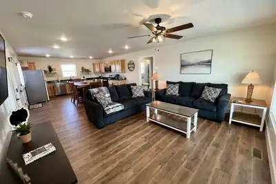 Image de New Construction. The Cumberland Cottage. 1. 3 miles to Lees Ford Marina\/Ramp