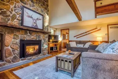 Image de Close to downtown North Conway and Story Land, Game Room