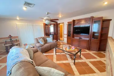 Image de Huge 4br\/2Bath\/Free Parking\/Nyc\/ Ewr\/ MetLife\/ 2 King Beds!