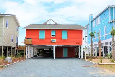 Image de Pet Friendly, Ocean Front w/ Heated Private Pool and Sun Deck