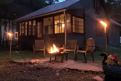 Image de Hemlock Haven An “All Season” Adirondack Getaway
