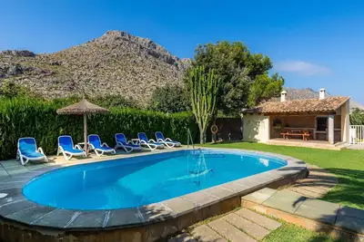 Image de Villa « Can Lluc » avec vue sur la montagne, Wi-Fi et climatisation