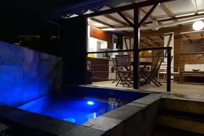 Image de Bungalow Amatxi et son jaccuzzi