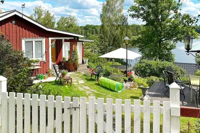 Image de Maison de vacances pour 5 a LINKĂ–PING-By Traum