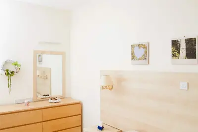 Image de Two Bedroom Apartment - Flouressia Gardens