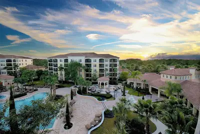 Image de Experience Orlando in Style – 2 Resort Suite with Kitchen & Free Shuttle!