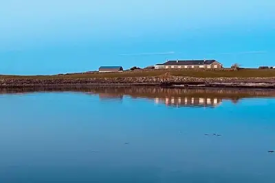 Image de Seaside Luxury 3 Bdrm on Galway Bay Near Kinvara!
