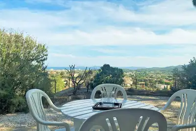 Image de Appart. moderne au calme - Bormes-les-Mimosas - Wifi, Airconditioning, Parking