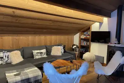 Beautiful cozy 4 bedroom apartment in the center of Courchevel 1650 Moriond
