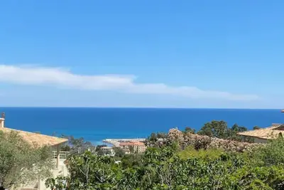 Image de Appartements dans résidence privée vue mer, calme et proche des commerces plages