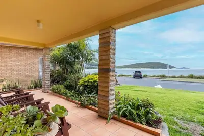 Image de Anchored at Fingal Bay, 80 Marine Drive