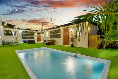 Image de La Pergola Villa | 7 Br | Pool+Hot Tub | Location