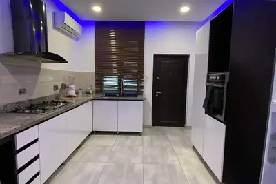 Image de Neatly furnished 3-Bedroom Apartment