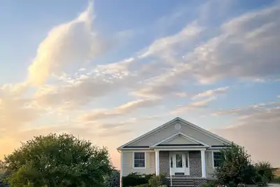 Image de 6br/2. 5ba Home on Retreat-like Acreage