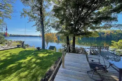 Image de Relaxing Croton lake cottage w\/ hot tub