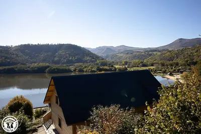 Image de Le Chalet de Rose - Chambon Sur Lac