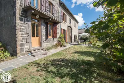 Image de Esprit de Famille - Charbonnieres Les Varennes
