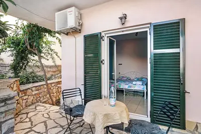 Image de Appartement \"Lefkothea 3\" avec vue sur la mer, balcon et Wi-Fi.