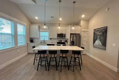 Beach Please! 2 bedroom Single Level