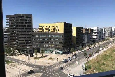 Image de Rare *City center * Parking