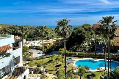 Image de Elevated, modern and bright penthouse