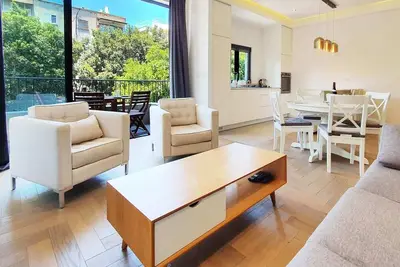 Image de Dizengoff Brique - Deux Chambres Appartement, Couchages 4
