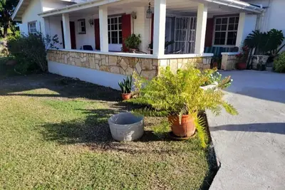 Image de Donhenri House Hodges Bay in Antigua