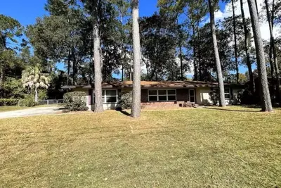 Image de Gator Ranch House 1. 5 Miles From Stadium - Clean!