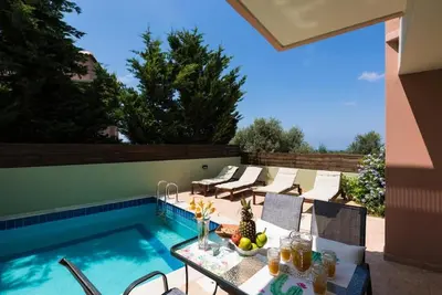Image de Villa Lefka, private pool, Bbq, views to Aegean sea!