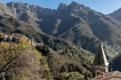 Image de Belle maison Ă Volegno avec cuisine