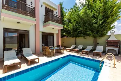 Image de Villa Kerkis, pool &Bbq, 10min beach, 8km to Rethymno