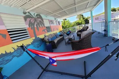 Image de Apt w/ Pool Deck & Games, 5 mins From The Beach- Cu