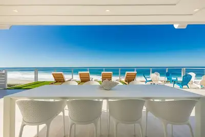 Image de Luxury Oceanfront Home - 5 Bd, 5 Ba, home with endless views of the ocean