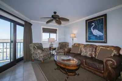 Image de 212 Bay Creek Villa-Beautiful 2nd Floor Villa;Private Balcony; Water Views;Communal Pool