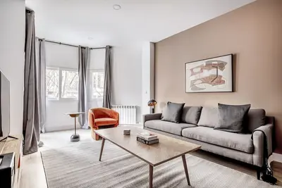 Image de Renovated La Dreta de l'Eixample 3br, by Blueground