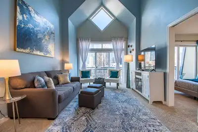 Image de Beautiful 2 Story Penthouse @ the Heart of Seattle! with Pool and Free Parking