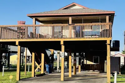 Homelike beach house - 5 min walk from the coastline and the Jetty!