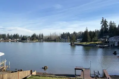Image de Waterfront House on Lake Tapps - Direct Lake Access