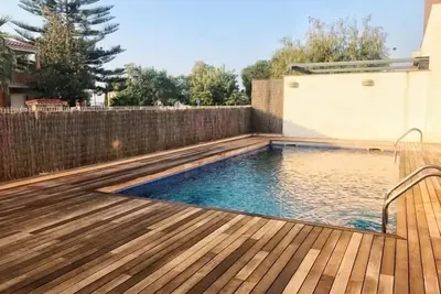 Charming house 3 blocks from the beach and 45 from Barcelona. vilanovaapartments