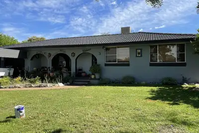 Image de Beautiful Home in Tamworth