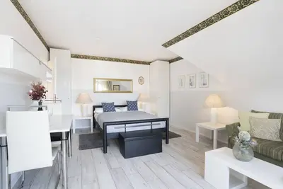 Image de Sandbank vacation apartment with balcony in Grömitz
