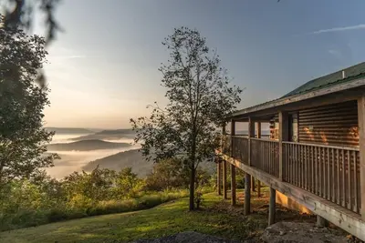 Image de Cabin X w\/ Hot Tub & Beautiful Views