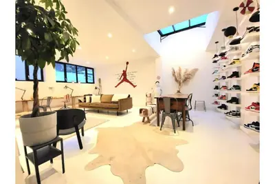 Image de Loft célébrité blanche 18 personnes